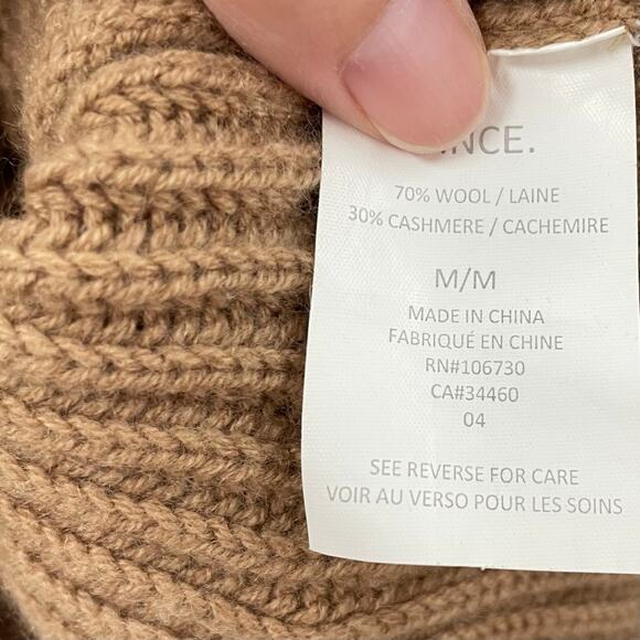 Vince M Sleeveless Ribbed Sweater 70% Wool 30% Cashmere Camel Turtleneck - Picture 6 of 7